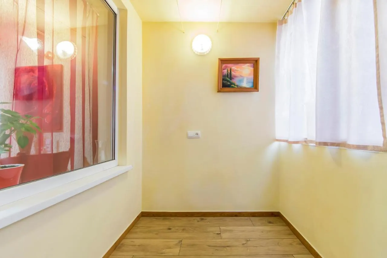 Apartment 2 Bedrum Next To The Subway Near Kyoto Park Kyiv Ukraine